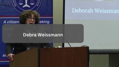 Debra Weissmann – Here is an Amazing Lady To Study About!